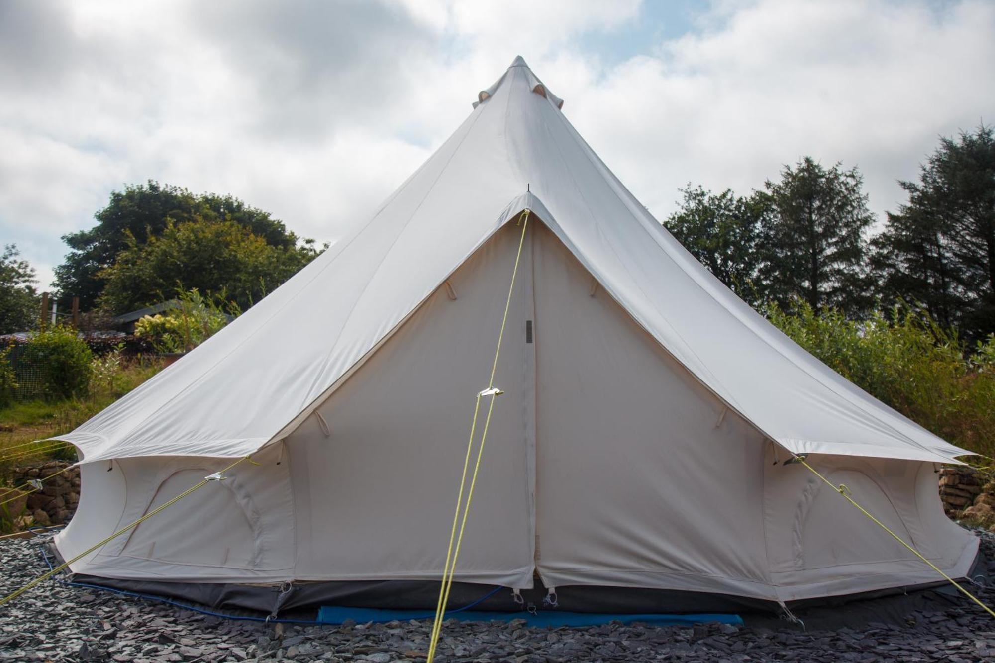 Glamping Meadow Bell Tent Stithians Exterior photo